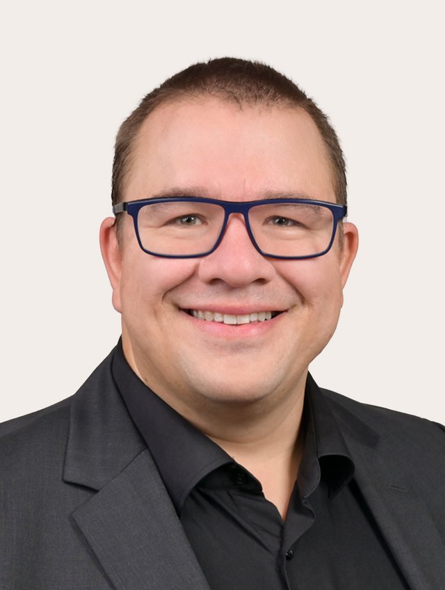 Prof. Dr. Christian Geiger Prof. Dr. Christian Geiger